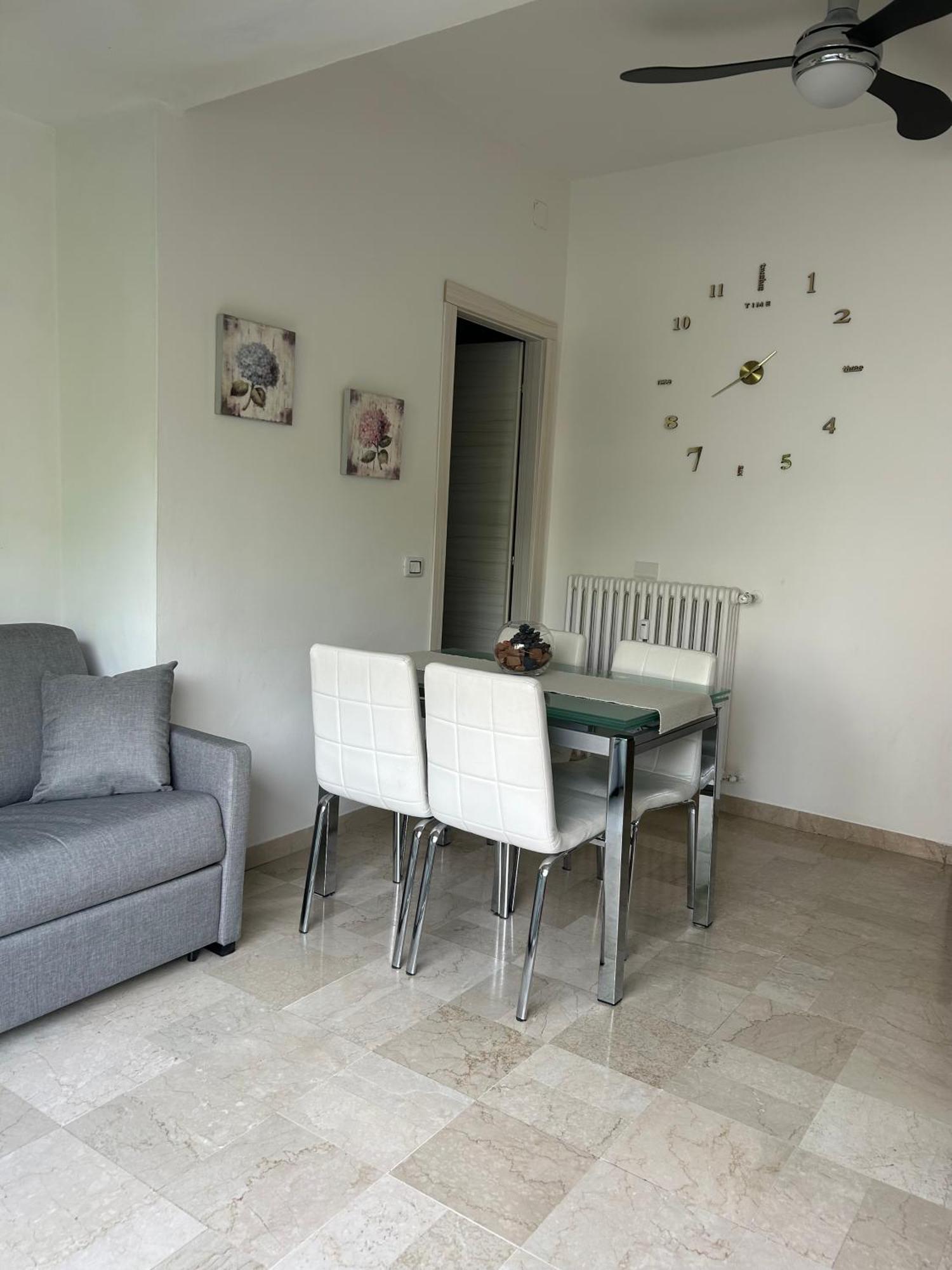 Appartamento Lido 'With Parking Space Included' Toscolano Maderno Luaran gambar