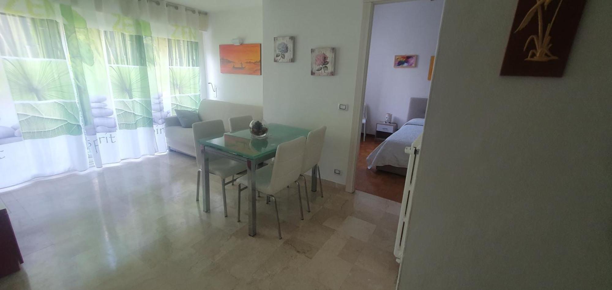 Appartamento Lido 'With Parking Space Included' Toscolano Maderno Bilik gambar