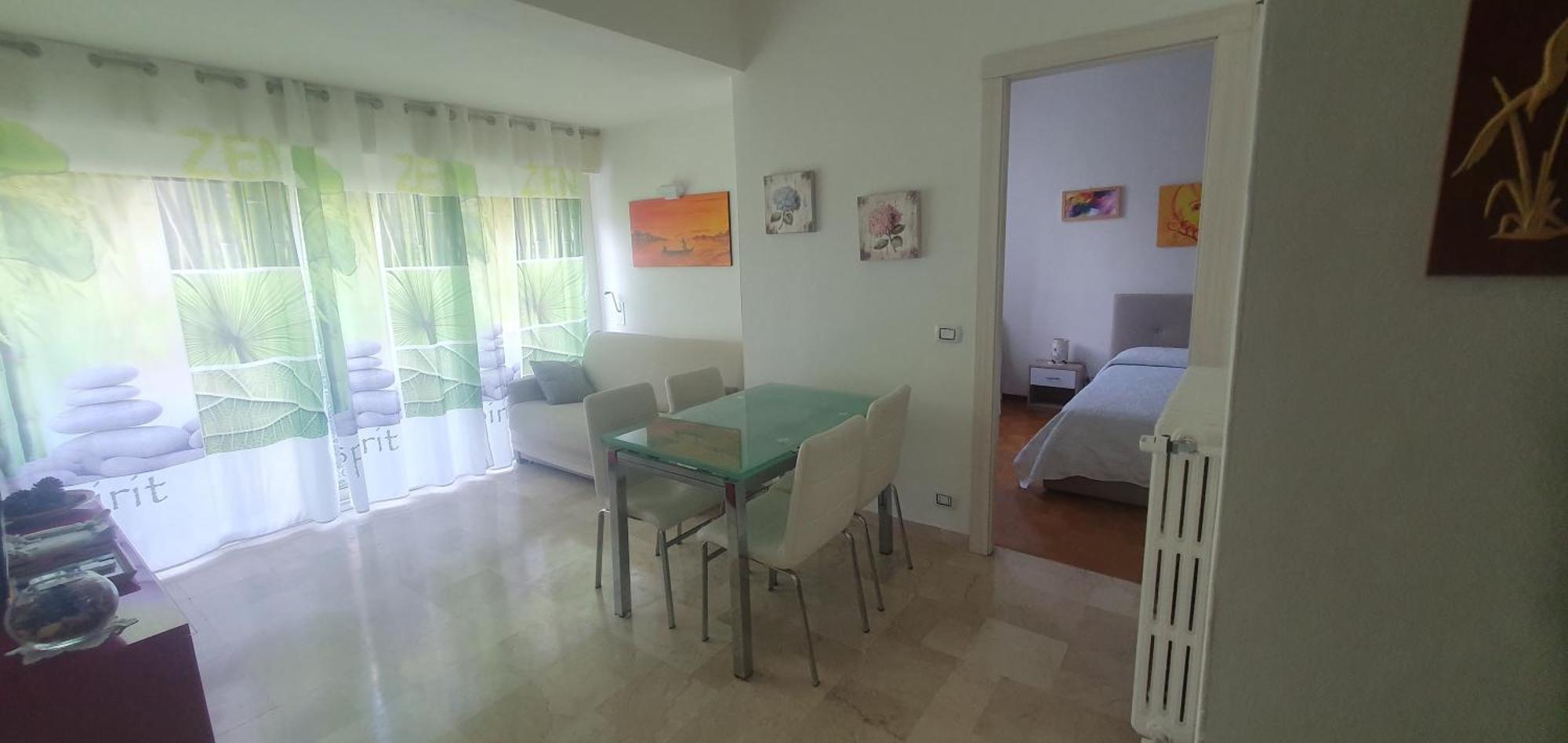 Appartamento Lido 'With Parking Space Included' Toscolano Maderno Bilik gambar
